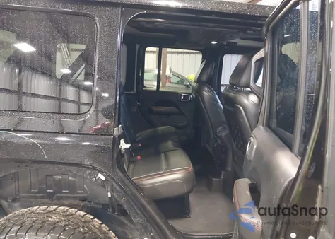 2018 Jeep Wrangler Unlimited Rubicon 4X4 z USA, uszkodzony, nr VIN 1C4HJXFG9JW233077